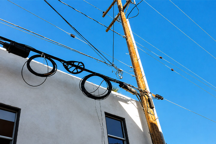 Cable slack storage